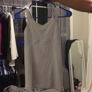 White lululemon tank top